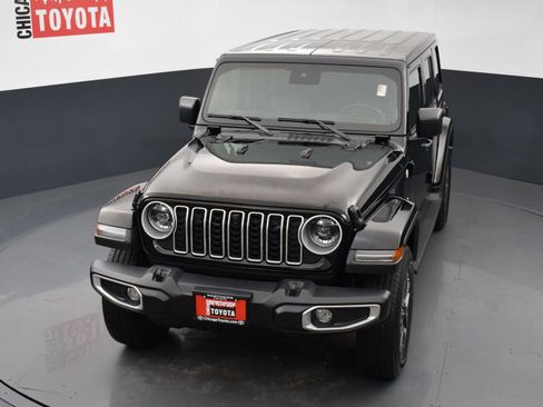 Used 2024 Jeep Wrangler Unlimited Sahara w/ Technology Group AWD/4WD image 27