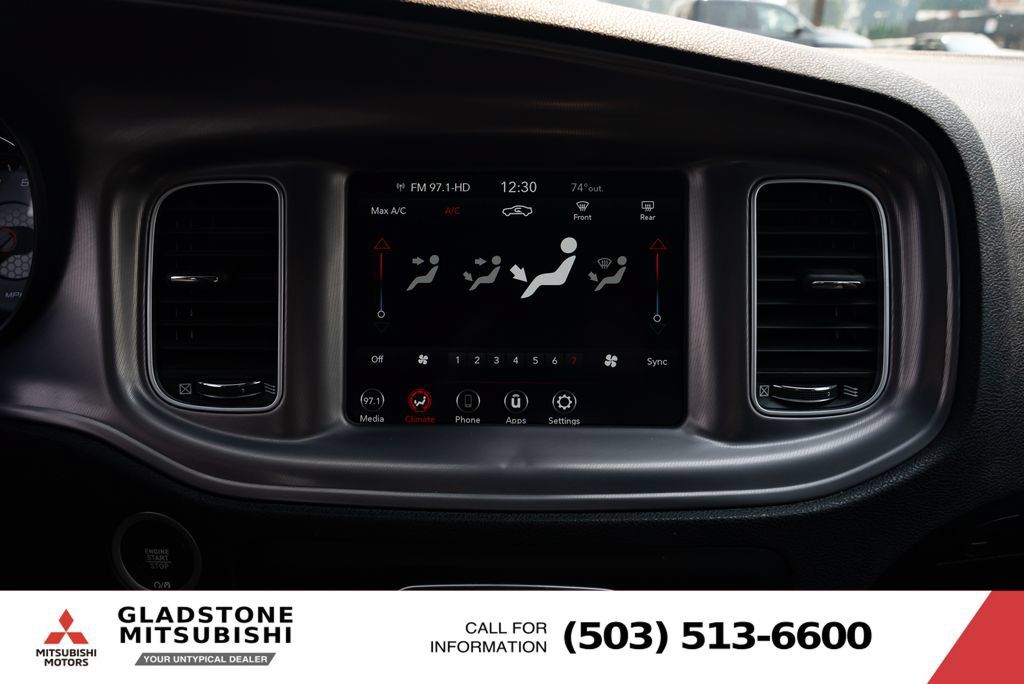 Used 2023 Dodge Charger SXT RWD image 15