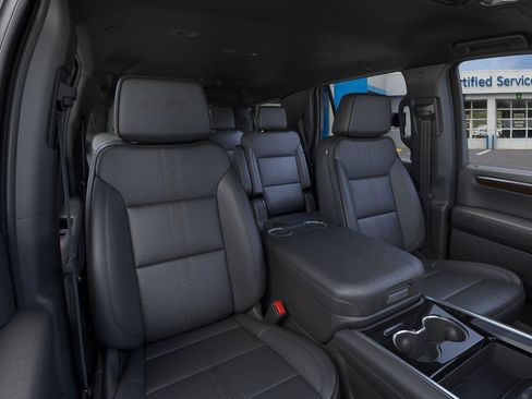 New 2026 Chevrolet Tahoe High Country AWD/4WD image 16