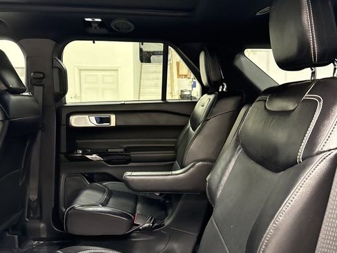 Used 2023 Ford Explorer ST w/ Equipment Group 401A image 15