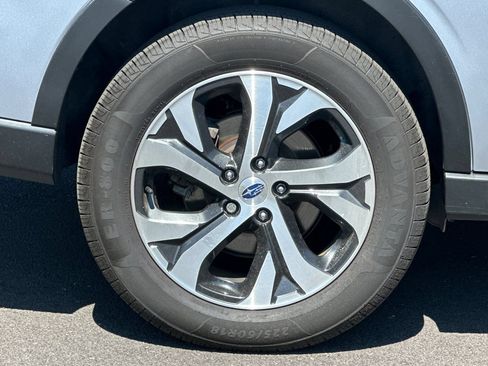 Used 2022 Subaru Outback Limited AWD/4WD image 27