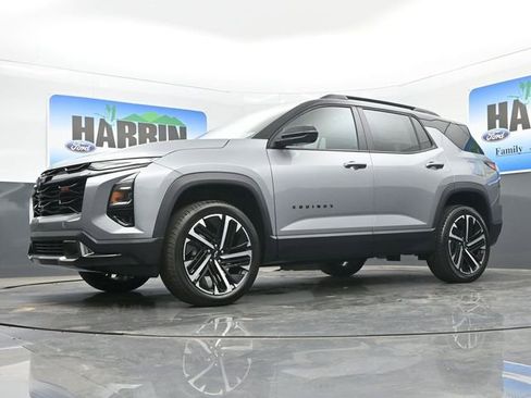 New 2026 Chevrolet Equinox RS w/ Convenience Package III FWD image 19