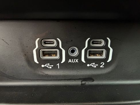 Used 2023 RAM 1500 Lone Star image 6