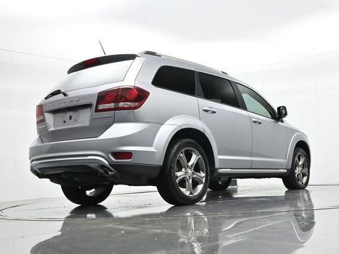 Used 2017 Dodge Journey Crossroad AWD/4WD image 21