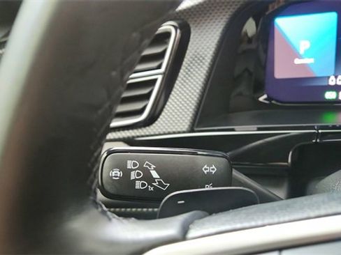 Used 2024 Volkswagen Atlas Cross Sport SEL Premium R-Line image 44