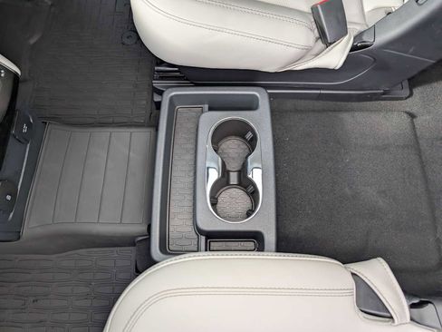 New 2026 Lincoln Aviator AWD w/ Jet Appearance Package image 16