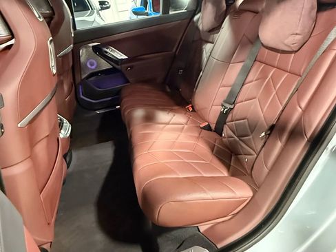 Used 2023 BMW 760i xDrive w/ Luxury Rear Seating Package image 27