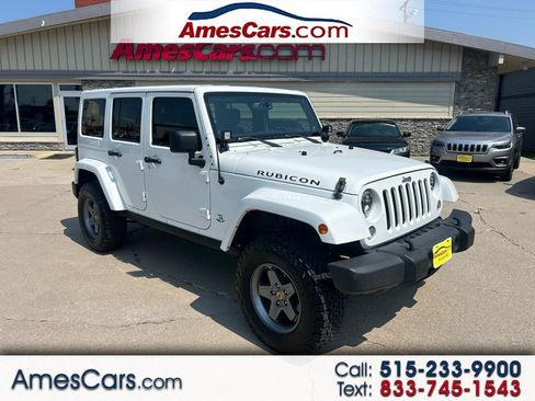 Used 2014 Jeep Wrangler Unlimited Rubicon w/ Connectivity Group AWD/4WD image 1