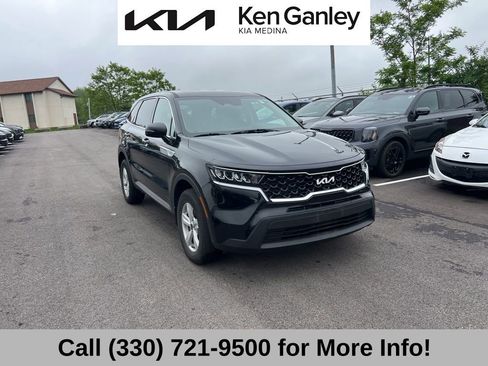 Used 2022 Kia Sorento LX AWD/4WD image 4