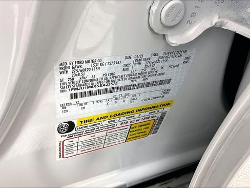 Used 2025 Ford Expedition Platinum AWD/4WD image 26