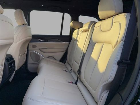 Used 2023 Jeep Grand Cherokee 4WD 4xe image 22