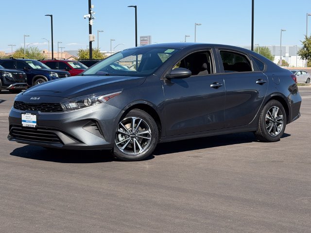 Used 2024 Kia Forte LXS FWD image 2
