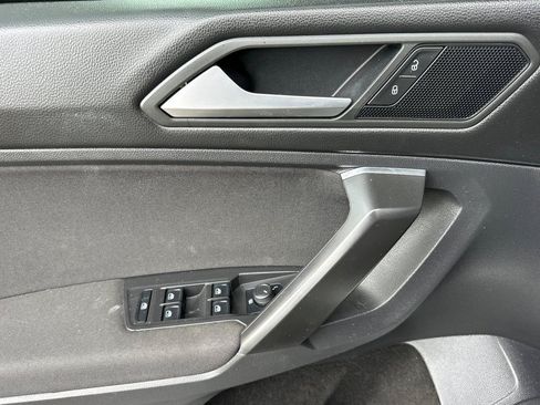Certified 2021 Volkswagen Tiguan S FWD image 11