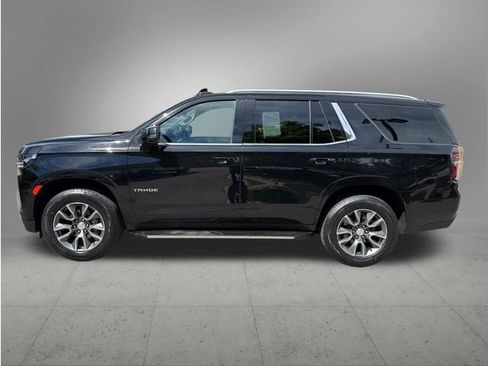Used 2024 Chevrolet Tahoe LT w/ Luxury Package AWD/4WD image 2