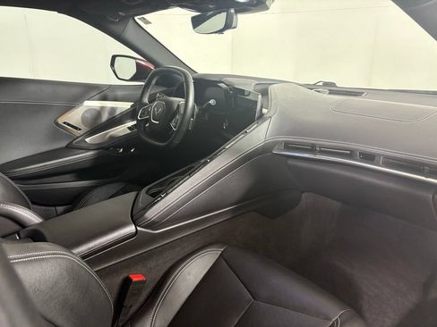 Used 2020 Chevrolet Corvette Stingray Preferred Cpe w/ 2LT Preferred Equipment Group RWD image 20