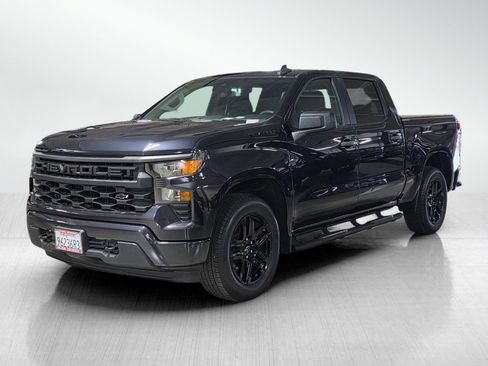 Used 2022 Chevrolet Silverado 1500 Custom w/ LPO, Dark Essentials Package RWD image 3