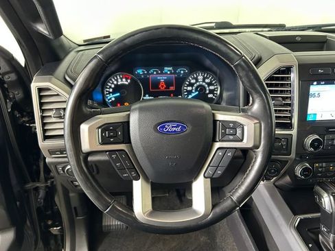 Used 2018 Ford F150 Platinum w/ Equipment Group 701A Luxury AWD/4WD image 15