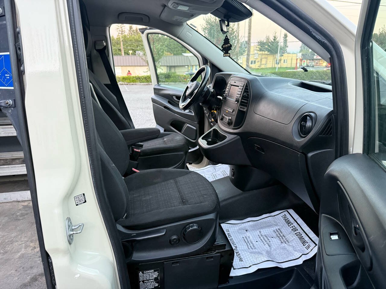 Used 2019 Mercedes-Benz Metris image 10