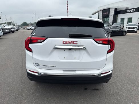 Used 2020 GMC Terrain SLT FWD image 4