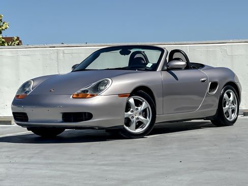 Used 2002 Porsche Boxster RWD image 1