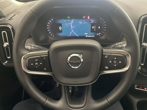 Used 2026 Volvo XC40 B5 Plus w/ Protection Package Premier image 15