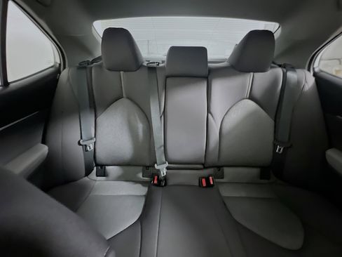 Used 2024 Toyota Camry LE image 32