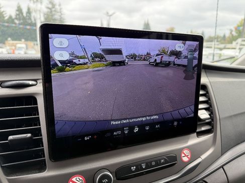 Used 2022 Ford Transit 350 XLT image 24