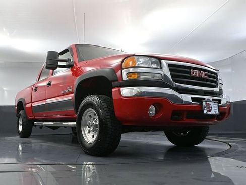 Used 2005 GMC Sierra 2500 SLT w/ Heavy-Duty Power Package image 51