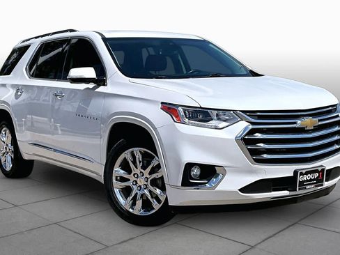 Used 2019 Chevrolet Traverse High Country AWD/4WD image 2