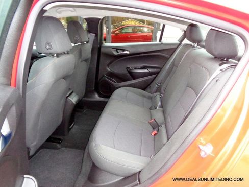 Used 2017 Chevrolet Cruze LS image 14