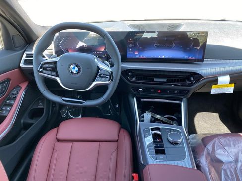 New 2026 BMW 330i xDrive Sedan w/ Convenience Package AWD/4WD image 9