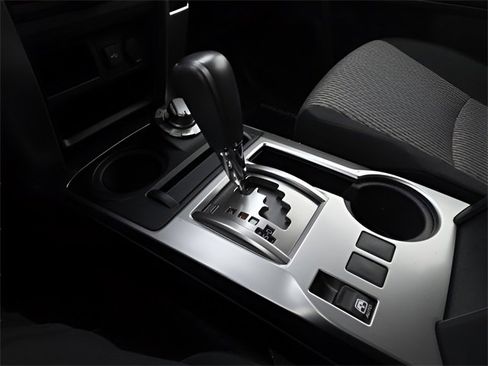 Used 2020 Toyota 4Runner SR5 image 28