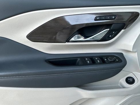 Certified 2022 GMC Terrain Denali image 11