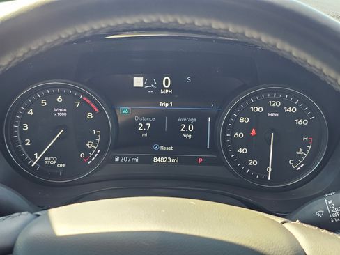 Used 2022 Cadillac XT6 Premium Luxury w/ Technology Package FWD image 23