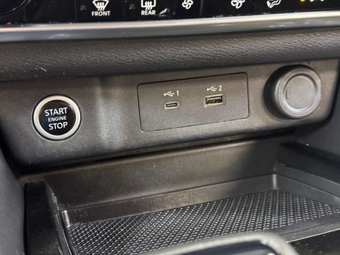 Used 2023 Nissan Rogue SV AWD/4WD image 45