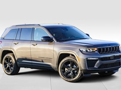 New 2026 Jeep Grand Cherokee Limited w/ Limited Altitude Package image 2