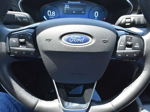 Used 2023 Ford Escape Platinum AWD/4WD image 24