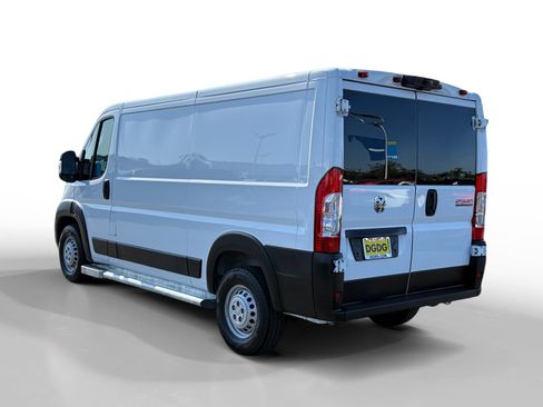 Used 2025 RAM ProMaster 2500 w/ U-Haul Equipment Group FWD image 3
