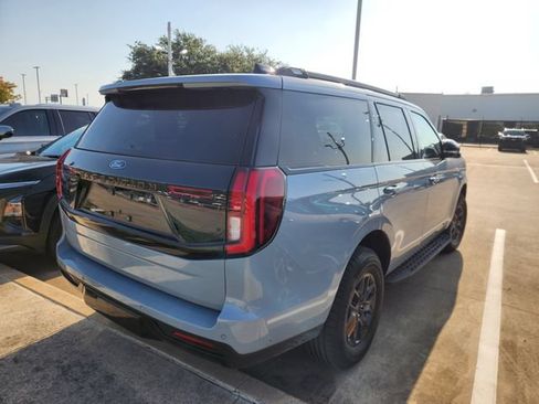 Used 2025 Ford Expedition Tremor AWD/4WD image 6