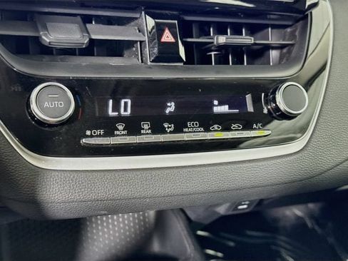 Certified 2024 Toyota Corolla LE FWD image 17