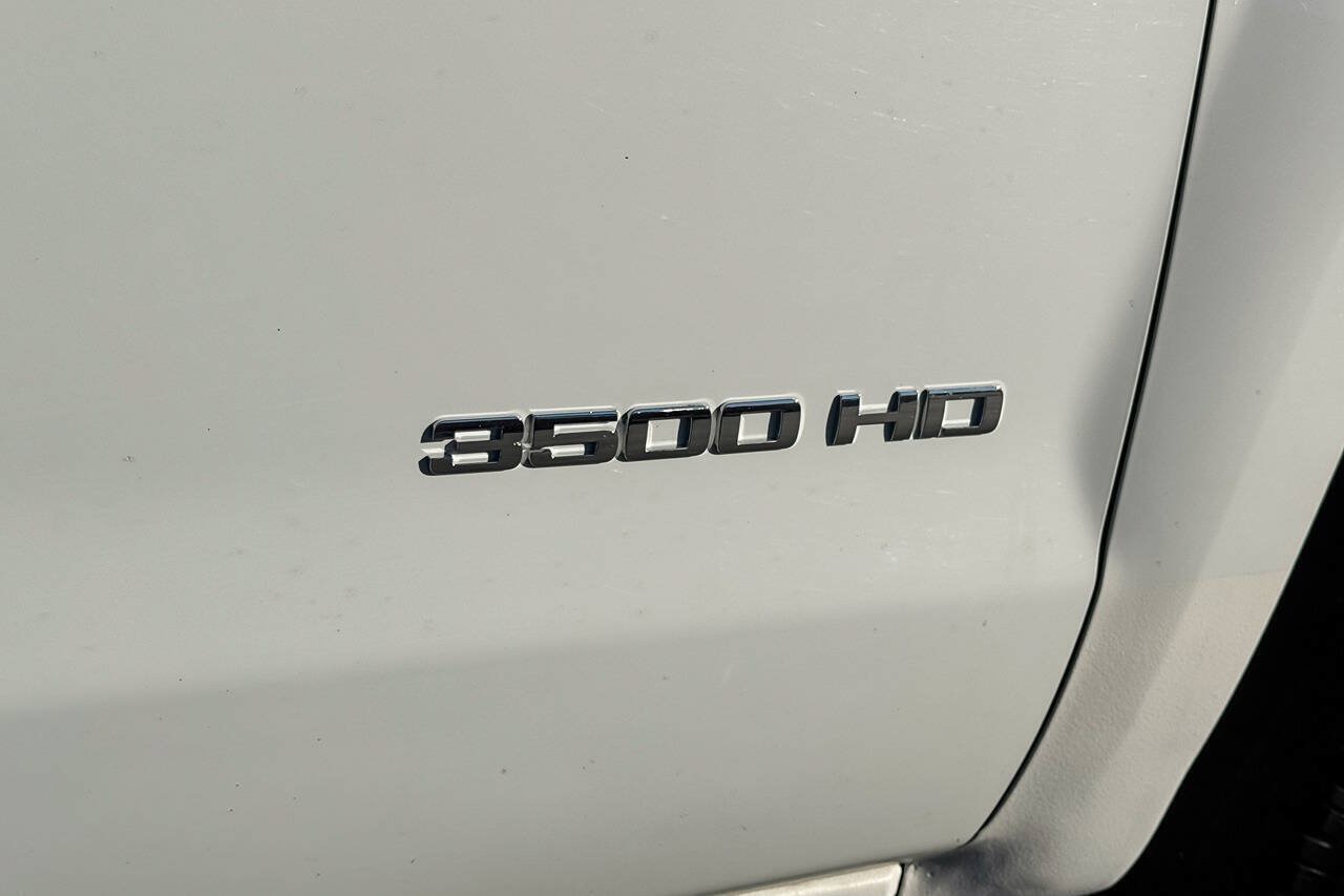 Used 2016 Chevrolet Silverado 3500 W/T w/ WT Convenience Package AWD/4WD image 14