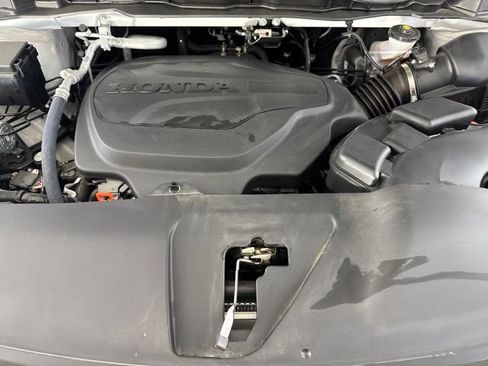 Certified 2026 Honda Odyssey Elite image 21