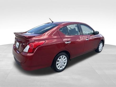 Used 2019 Nissan Versa SV FWD image 7