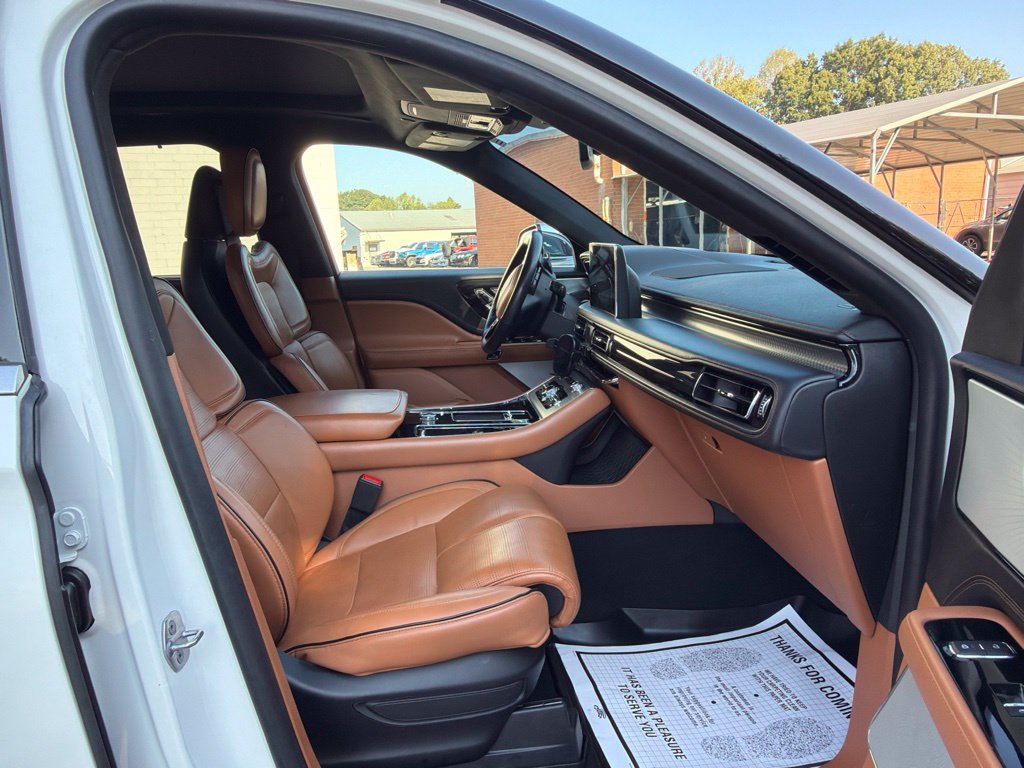 Used 2021 Lincoln Aviator AWD Black Label w/ Dynamic Handling Package image 13