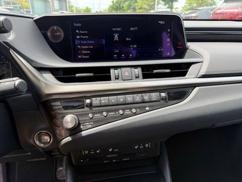 Used 2021 Lexus ES 250 w/ Premium Package AWD/4WD image 12