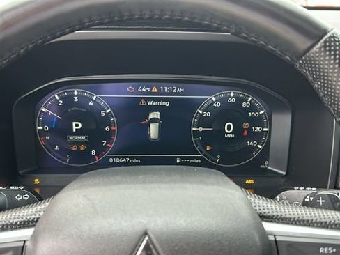 Used 2024 Mitsubishi Outlander SEL image 14