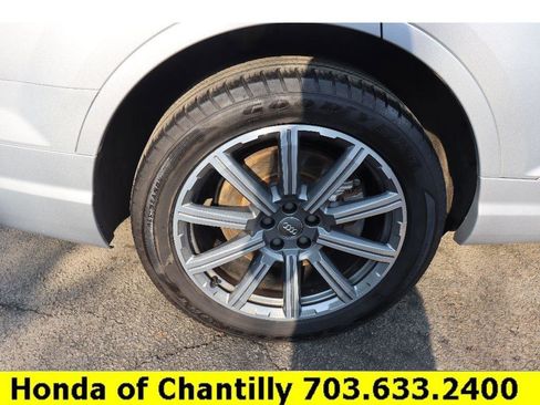 Used 2018 Audi Q7 3.0T Prestige image 27