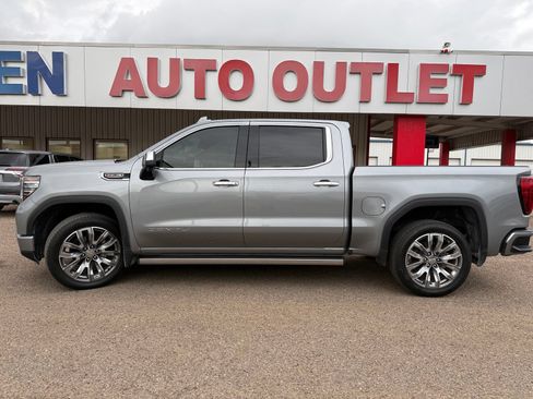 Used 2025 GMC Sierra 1500 Denali w/ Denali Reserve Package AWD/4WD image 3