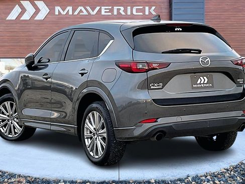 Used 2023 MAZDA CX-5 Signature image 4