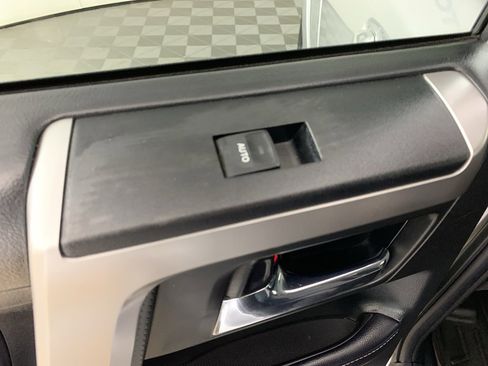 Used 2018 Toyota 4Runner SR5 image 30